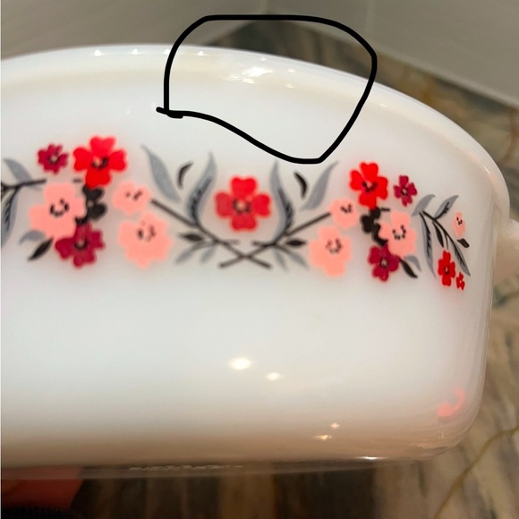 Vintage Fire King Primrose Casserole Dish No Lid Small Chip Under Rim 1 Quart - Picture 8 of 9